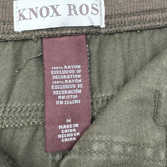 Knox Rose Women’s M Olive Green Embroidered Cuffed Cargo Shorts, Green Shorts - Picture 5 of 10